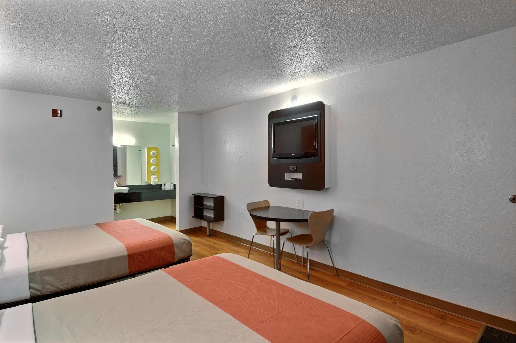 Motel 6-Tewksbury, Ma - Boston Bagian luar foto