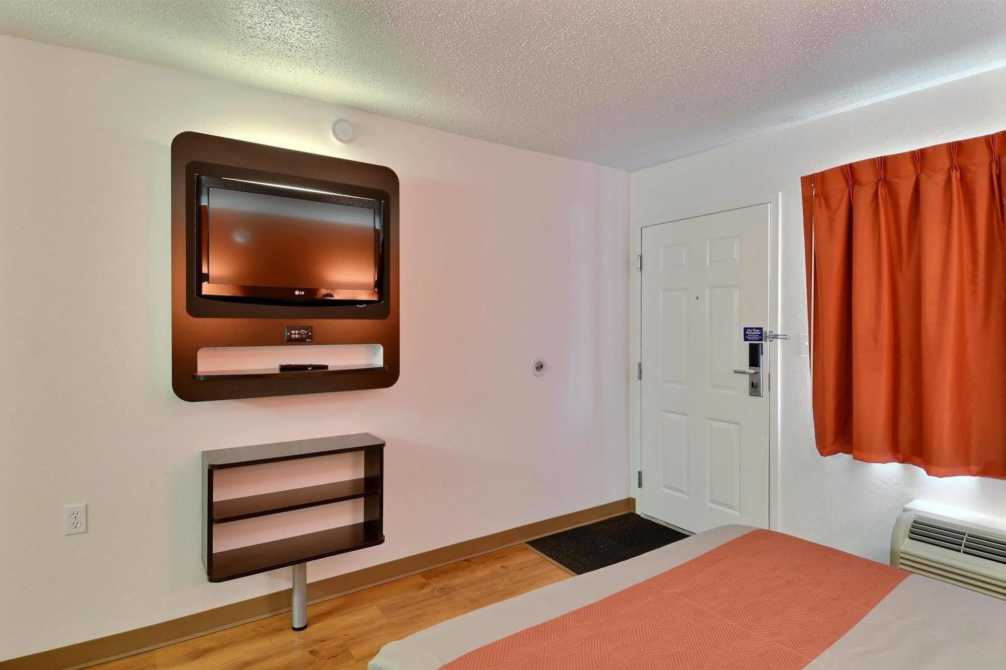 Motel 6-Tewksbury, Ma - Boston Bagian luar foto