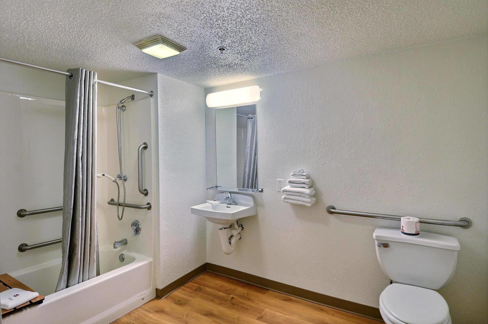 Motel 6-Tewksbury, Ma - Boston Bagian luar foto